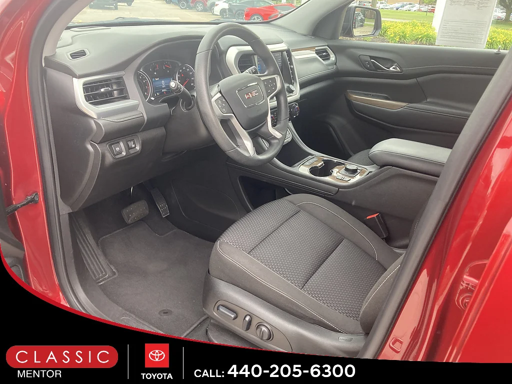 Used 2023 Volcanic Red Tintcoat GMC 4x4 SLE 4dr SUV image 3
