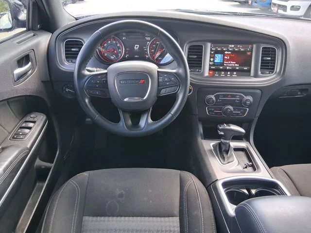 Used 2023 Purple Dodge SXT image 8