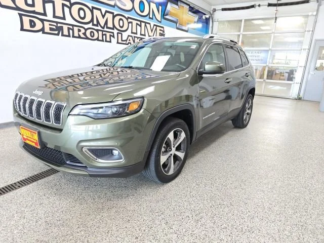 2019 Jeep Cherokee Limited's photo
