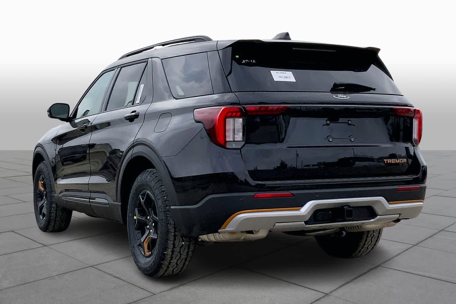 New 2026 Agate Black Metallic Ford Tremor® image 9