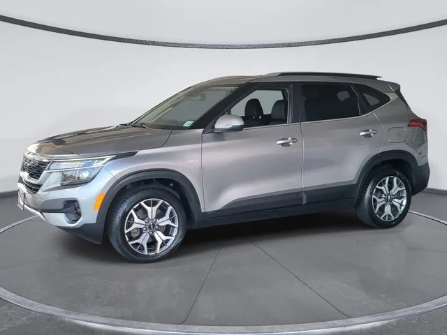 Certified Used 2022 Gray Kia EX image 6
