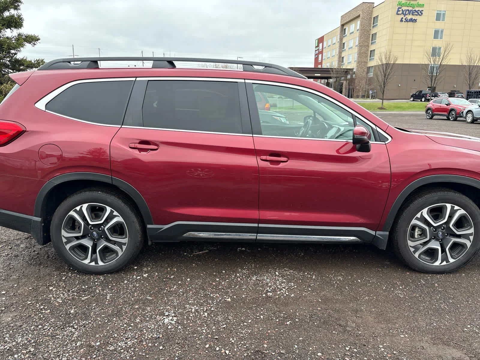 2023 Subaru Ascent Limited - Photo 9