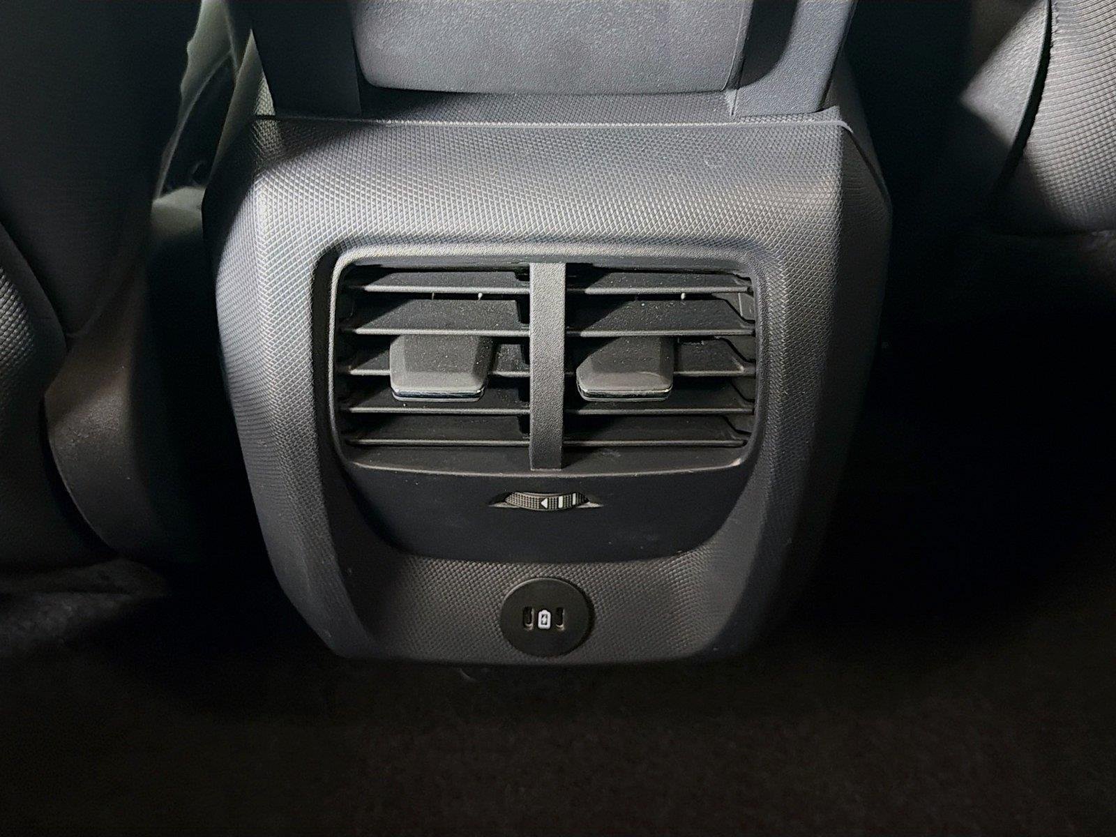 Used 2025 Shadow Black Ford Premium image 29