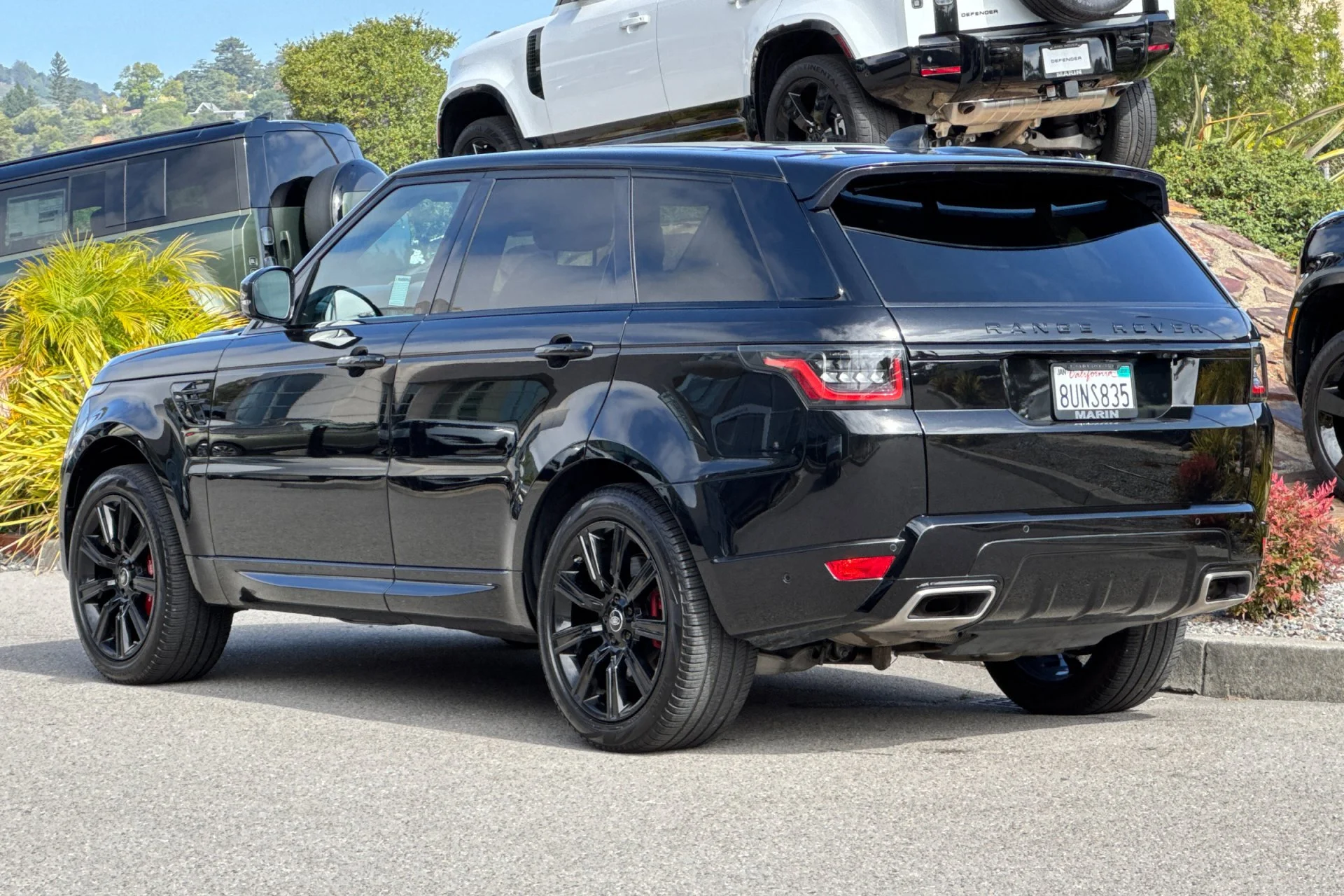 Used 2021 Santorini Black Metallic Land Rover HSE Dynamic image 6