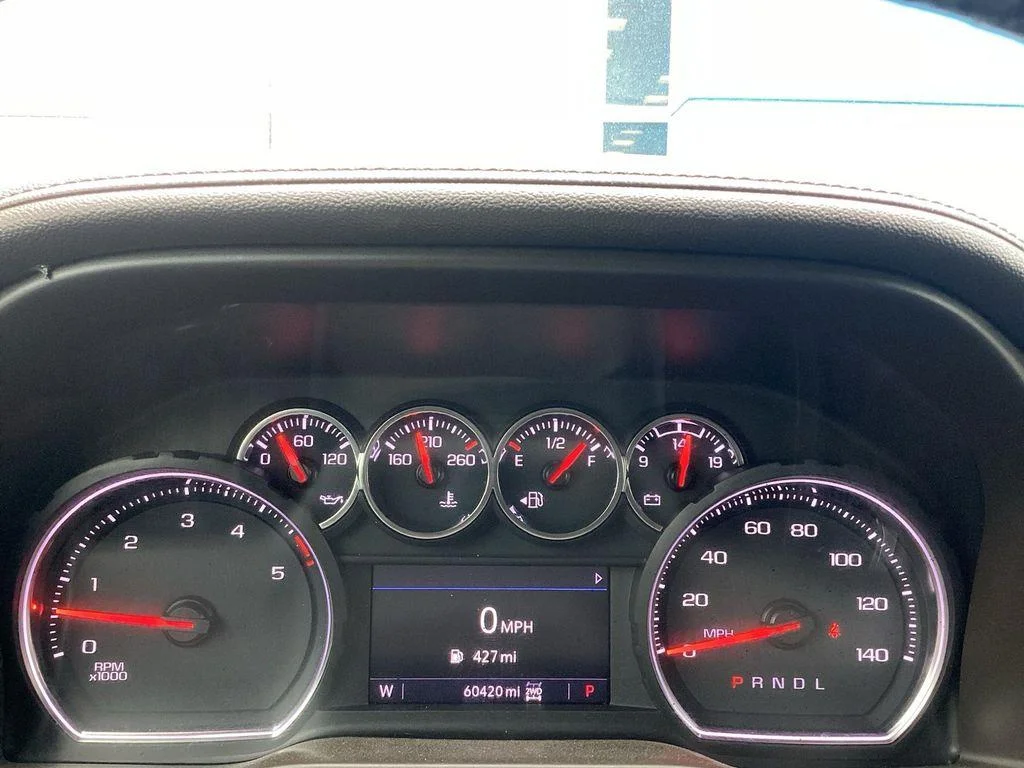 Used 2021 Iridescent Pearl Tricoat Chevrolet LTZ image 9