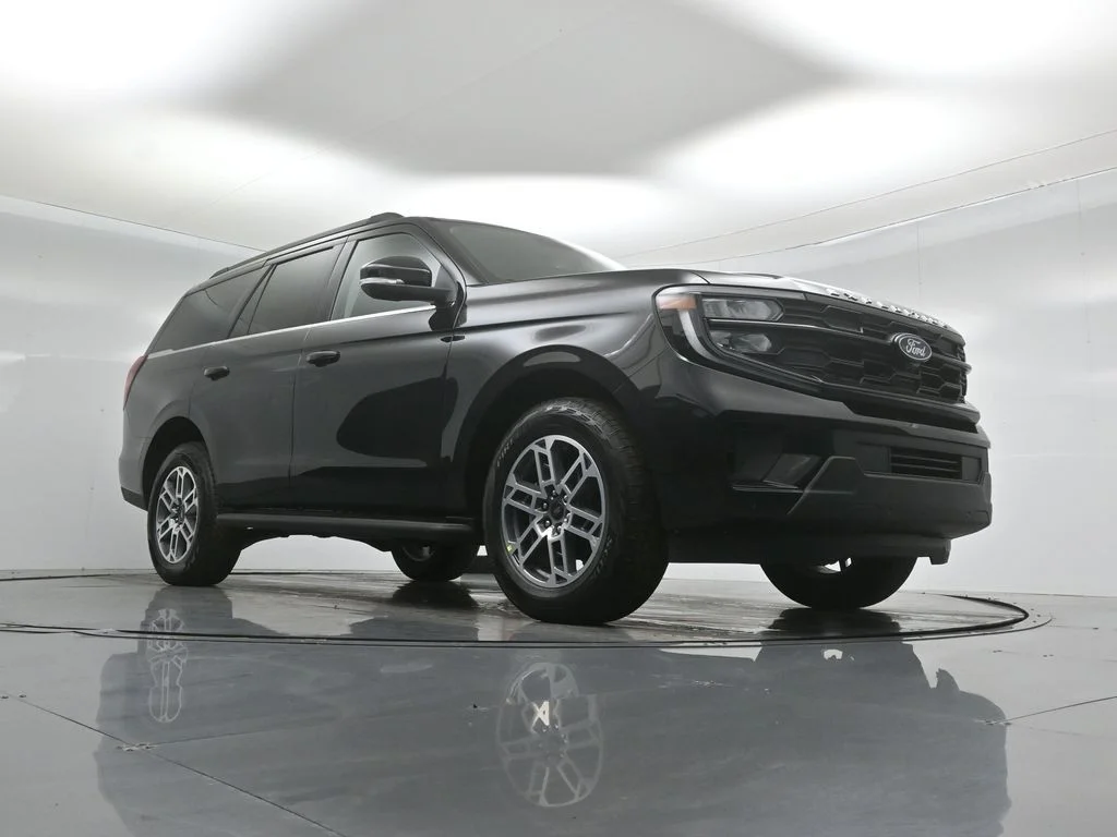 New 2026 Agate Black Metallic Ford Active image 45