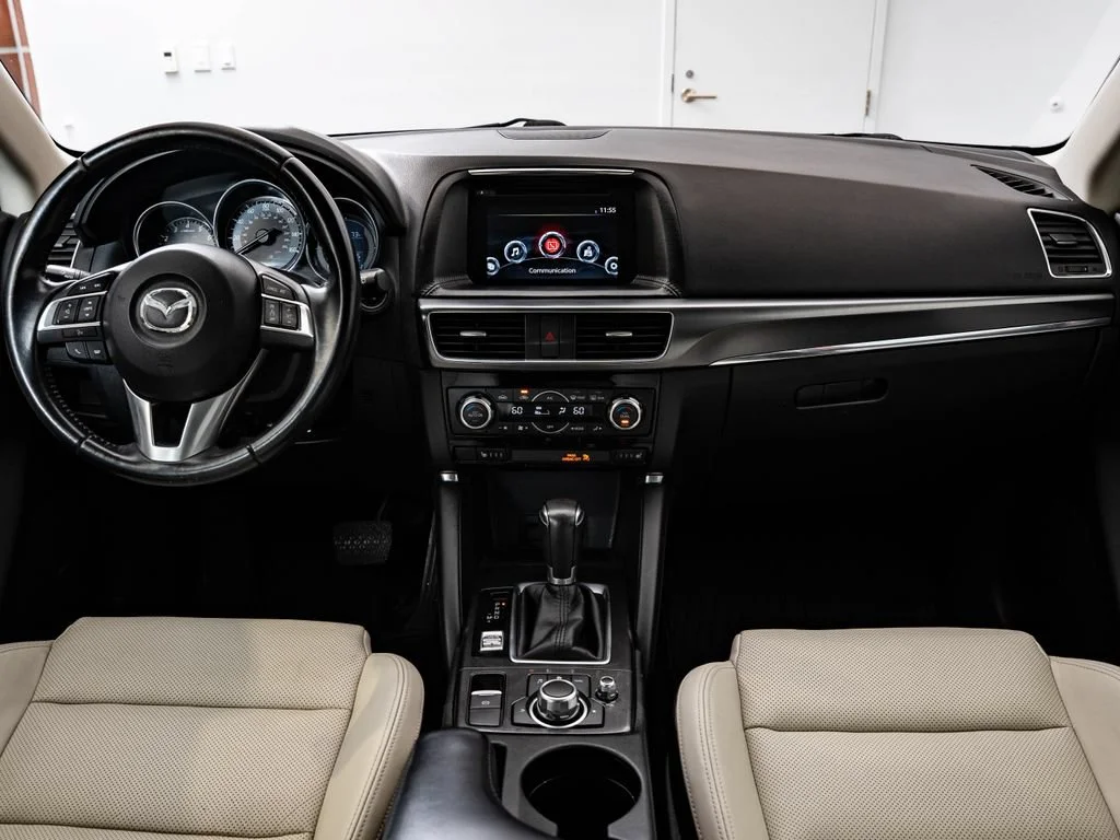 Used 2016 Soul Red Metallic Mazda Grand Touring image 33