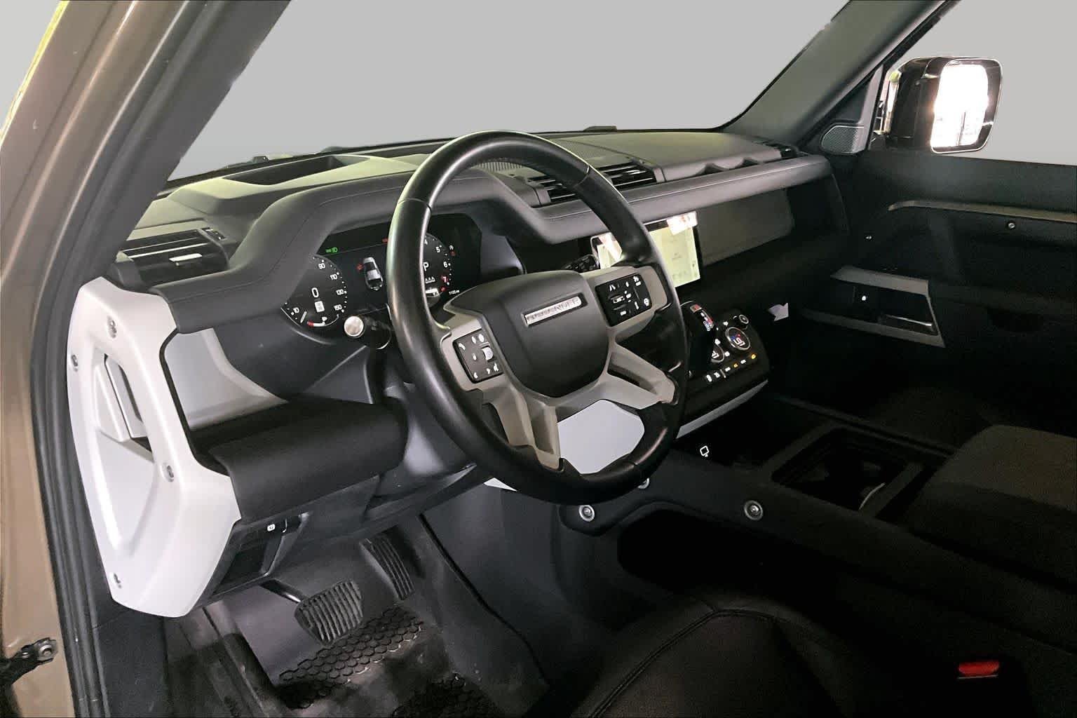 Used 2024 Gondwana Stone Metallic Land Rover S image 16