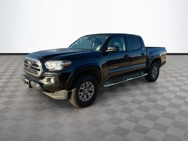 Used 2019 Black Toyota SR5 image 3