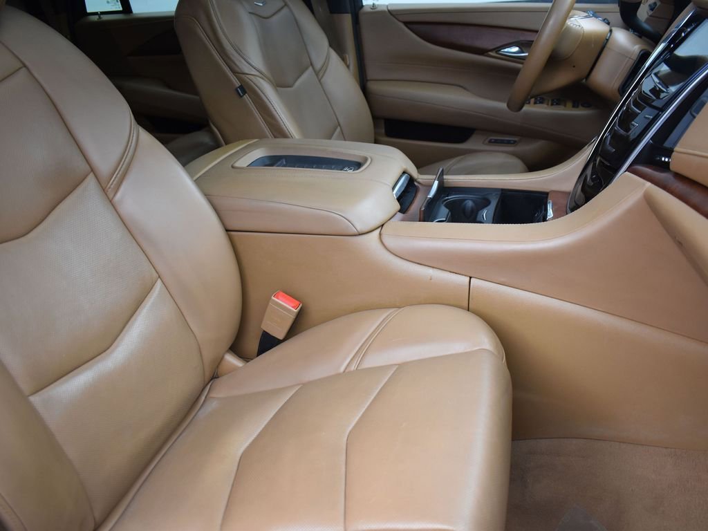 2017 CADILLAC ESCALADE - Image 37