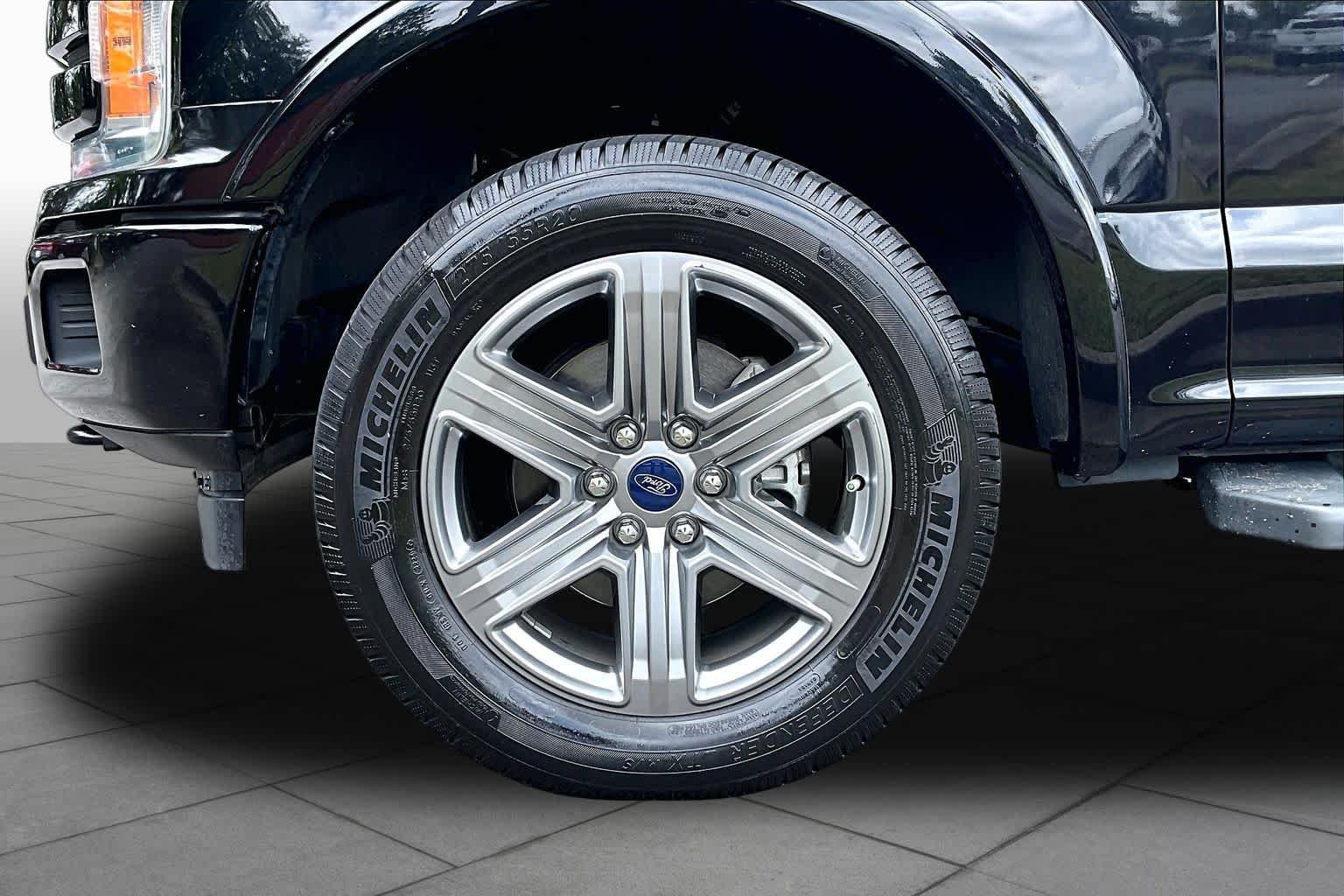 Used 2019 Agate Black Ford LARIAT image 11