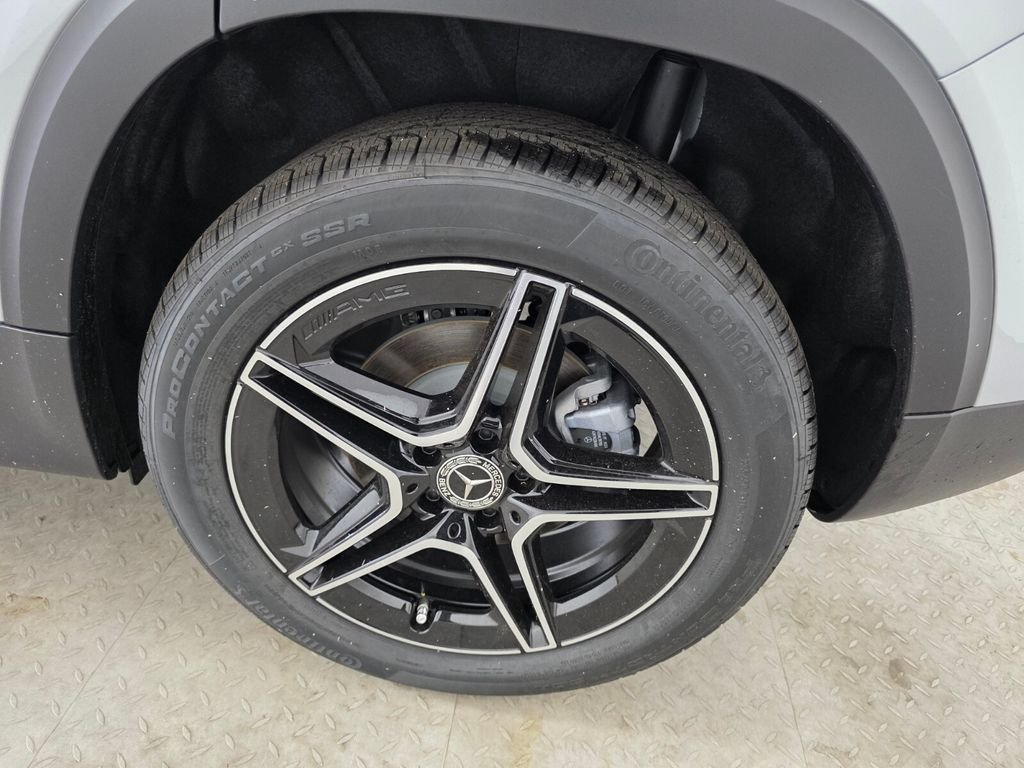 New 2026 Cirrus Silver Metallic Mercedes-Benz GLB 250 image 12