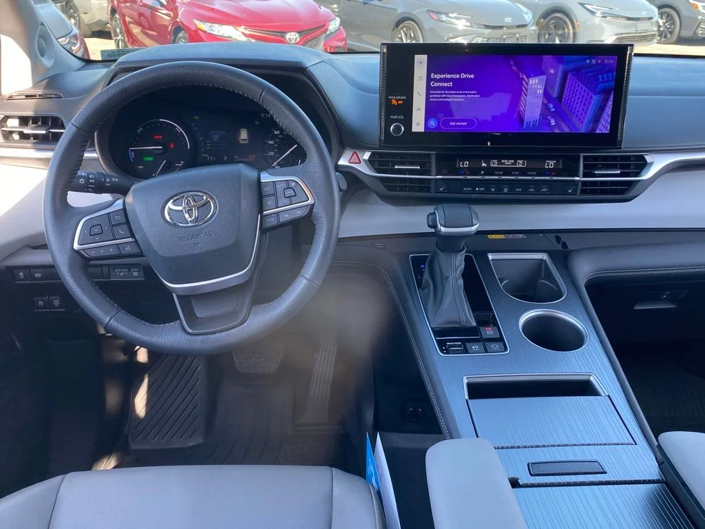Used 2025 Silver Toyota XLE image 10