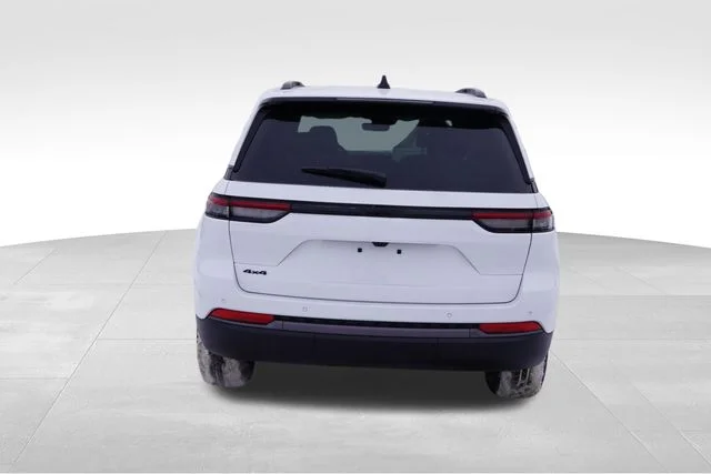 New 2026 Bright White Clearcoat Jeep Laredo image 4