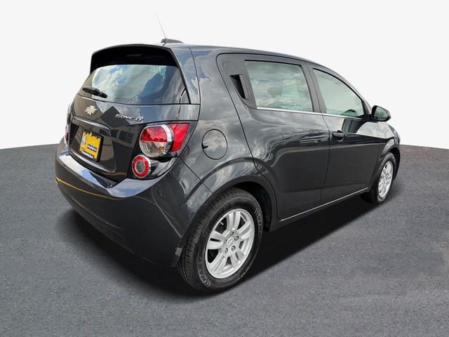 Used 2015 Gray Chevrolet LT image 3