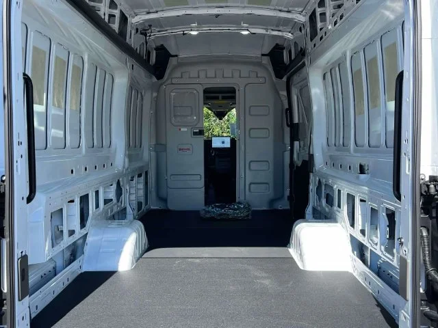New 2027 Oxford White Ford Cargo Van image 13