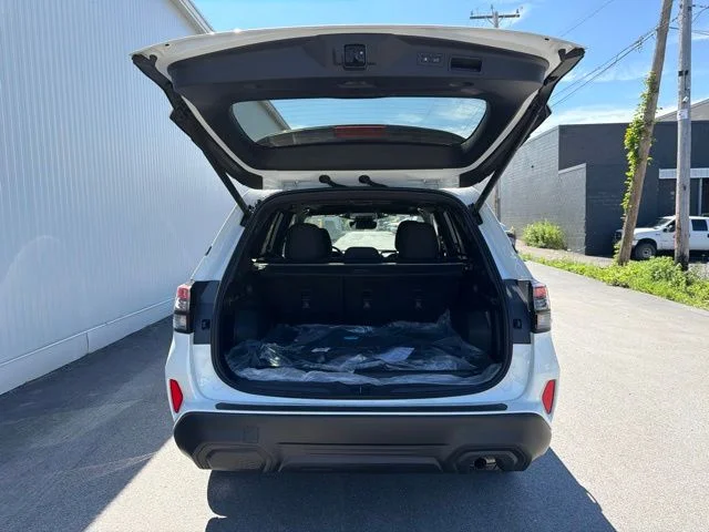 New 2026 CRYSTAL WHITE PEARL Subaru Premium Hybrid image 19