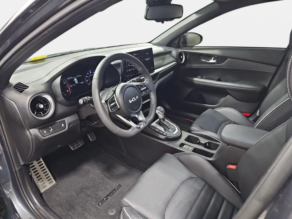 Used 2023 Gray Kia GT-Line image 18