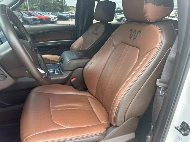 Used 2024 White Ford King Ranch image 36
