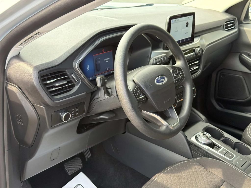 Used 2025 Silver Ford Active image 21