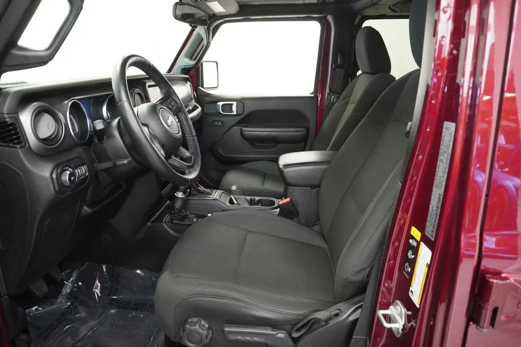 Used 2021  Jeep Unlimited Sport S image 20