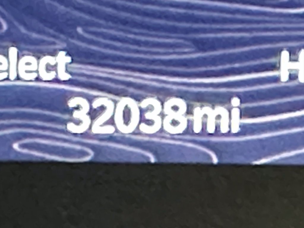 Used 2023 Gray Jeep Limited image 6