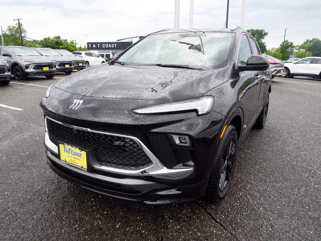2026 Buick Encore GX Sport Touring AWD's photo