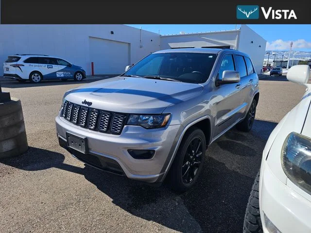 2020 Jeep Grand Cherokee Altitude 4WD's photo
