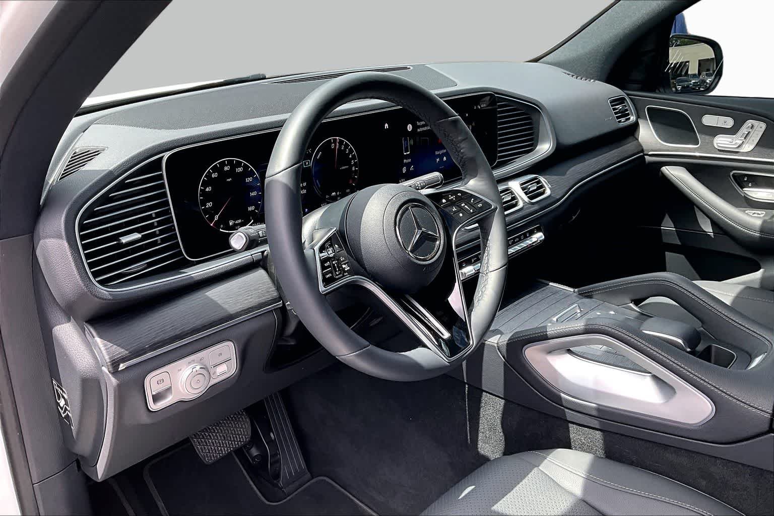 Certified Used 2025 Polar White Mercedes-Benz GLE 450e image 18