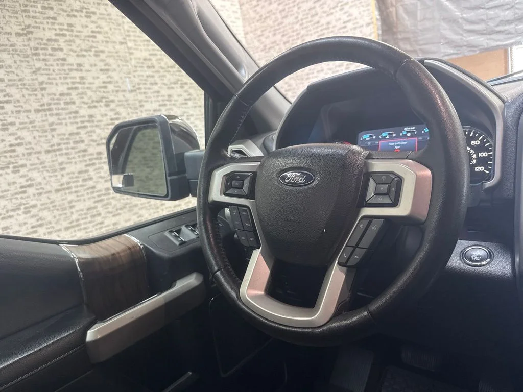 Used 2018 Magma Red Metallic Ford Lariat image 16