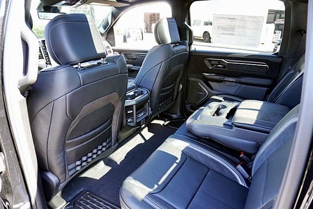 New 2026 Diamond Black Crystal Pearl-Coat Exterior Paint RAM RHO image 26