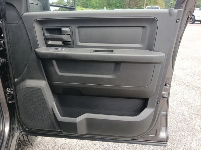 New 2026 Granite Crystal Metallic Clearcoat RAM Tradesman image 26