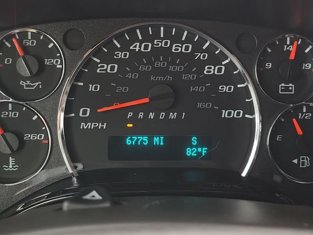 Used 2025 Special Exterior Color GMC Work Van image 15