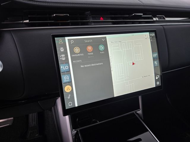 2025 Land Rover Range Rover SE - Photo 21