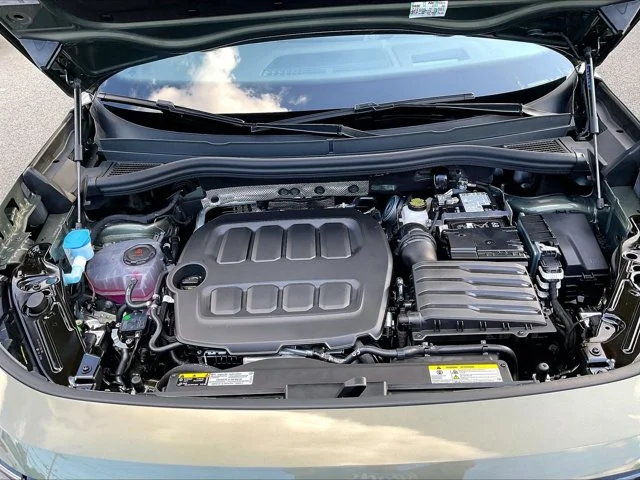 New 2026 Green Volkswagen SE R-Line Black image 17