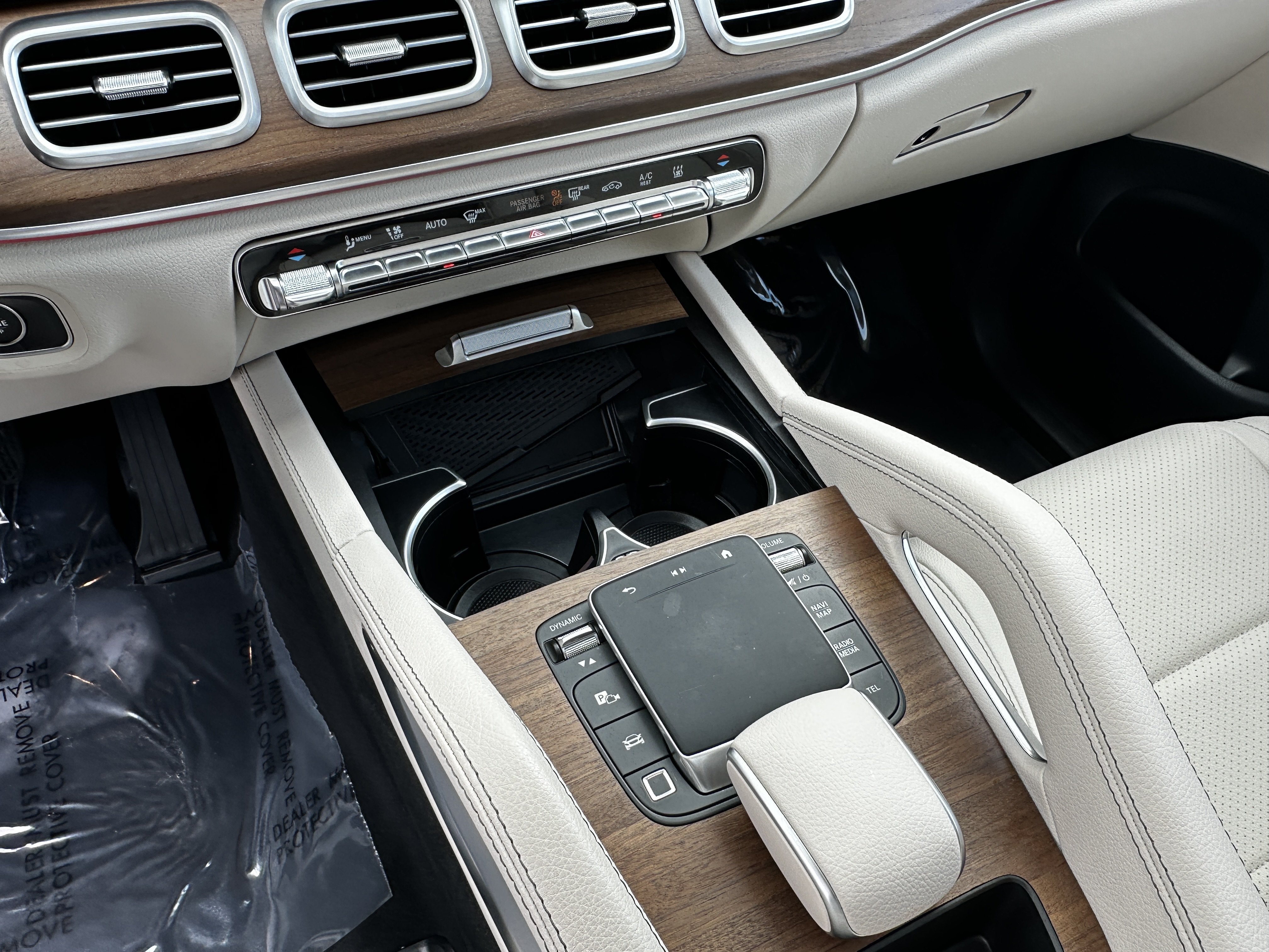 Certified Used 2026 White Mercedes-Benz GLE 450e image 32