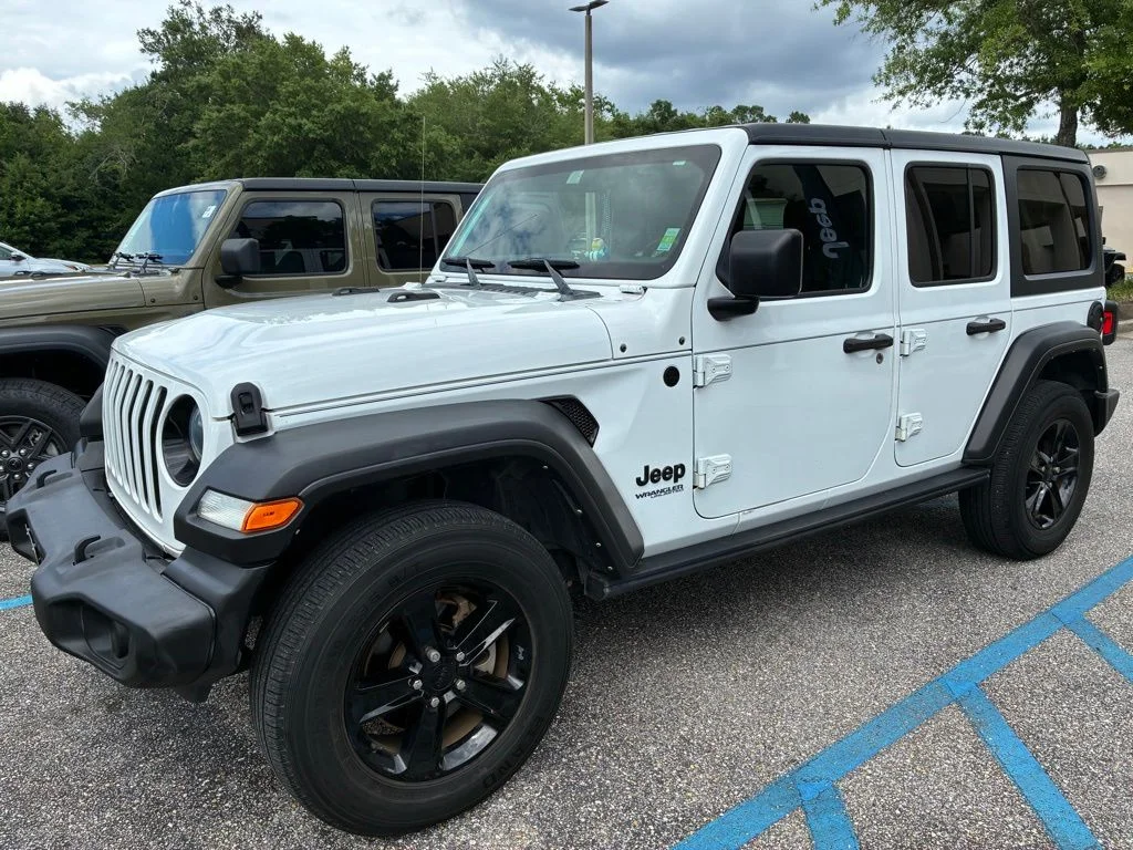 2021 Jeep Wrangler Altitude's photo