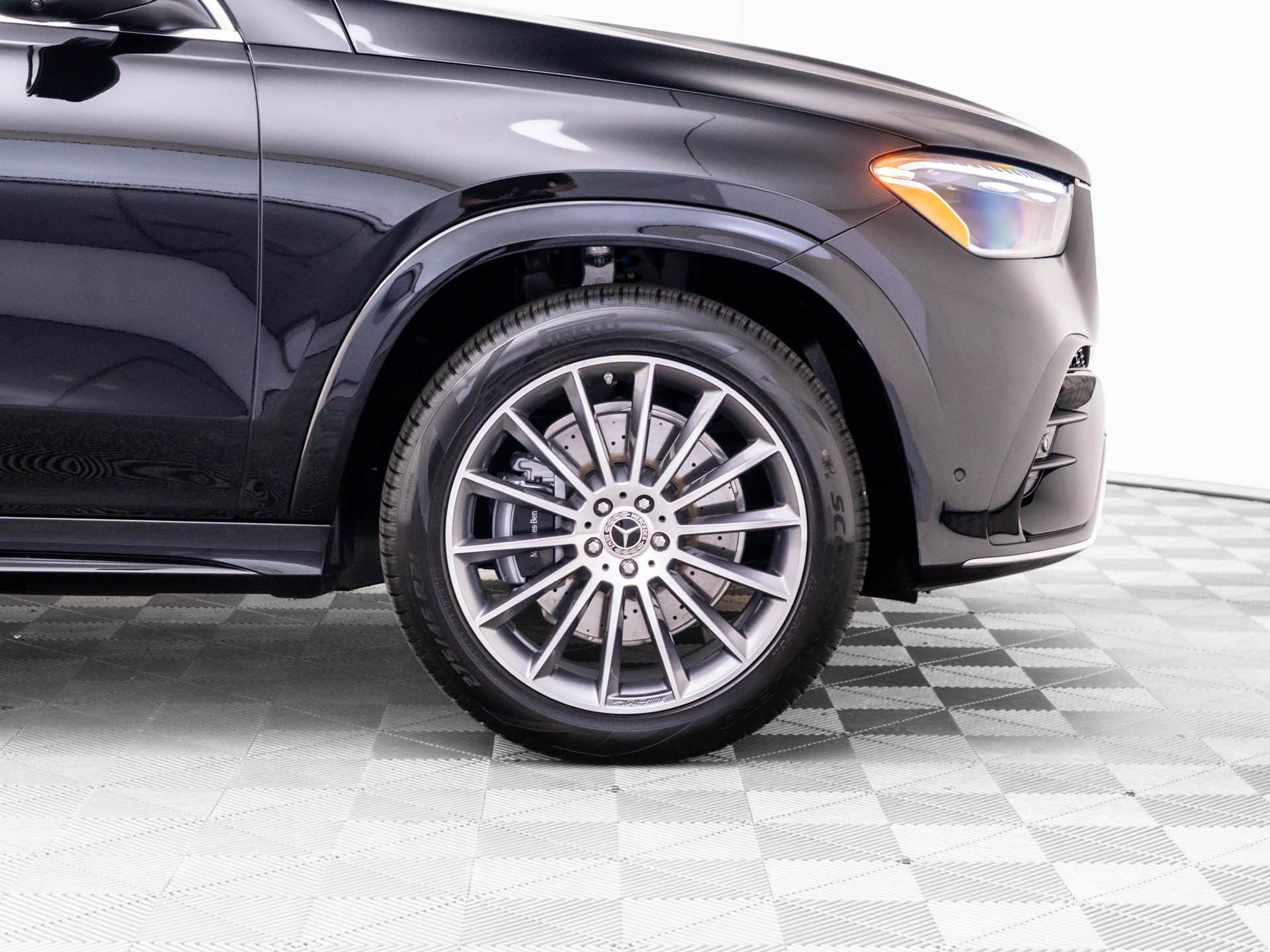 New 2026 Black Mercedes-Benz GLE 450 image 80