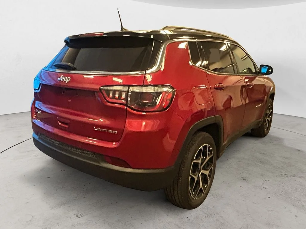 Used 2025 Red Hot Pearlcoat Jeep Limited image 6