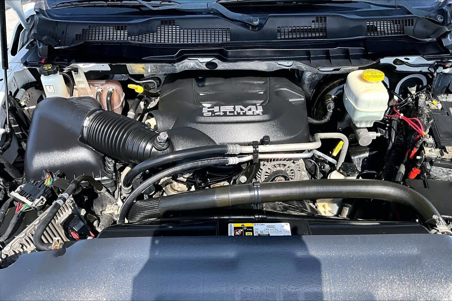 Used 2018 Bright White Clearcoat Ram Power Wagon image 32