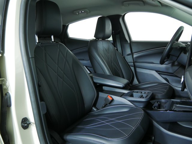 Certified Used 2025 Beige Ford Select image 12