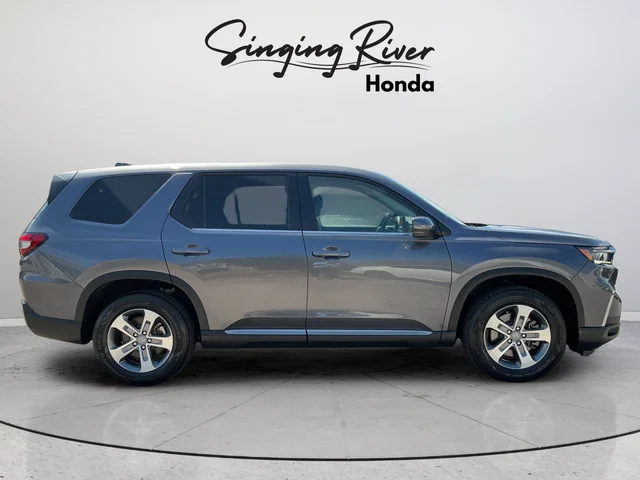 Used 2025  Honda EX-L image 8