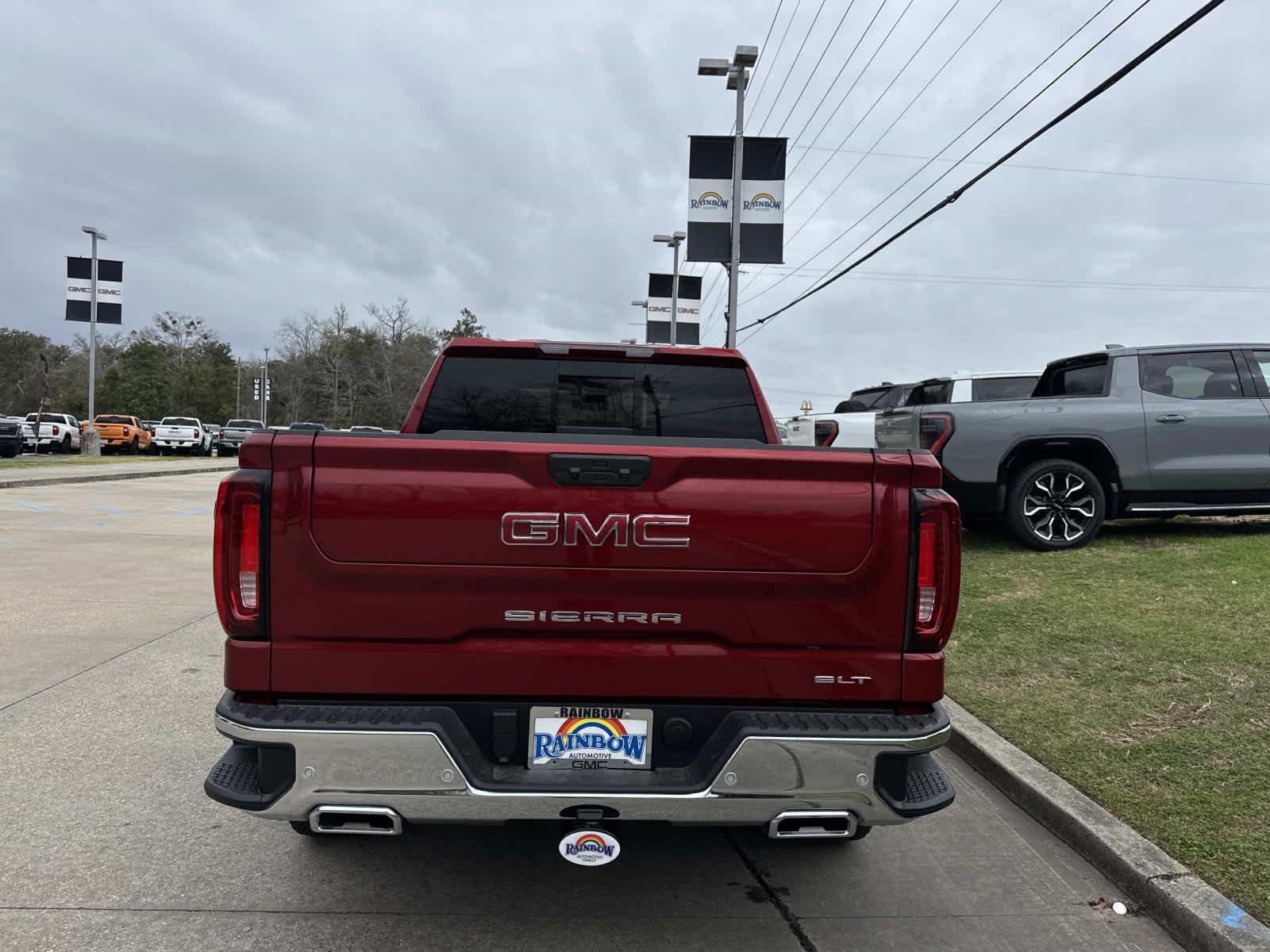 2026 GMC Sierra 1500 SLT - Photo 6