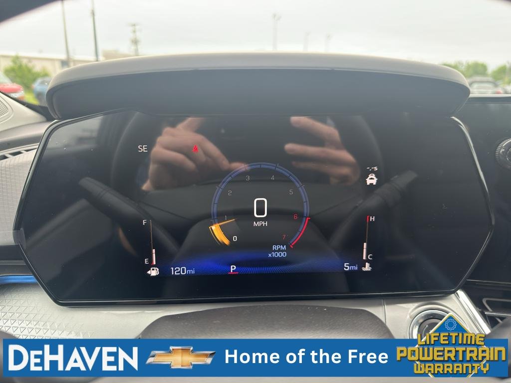 2026 Chevrolet Trax LT - Photo 10