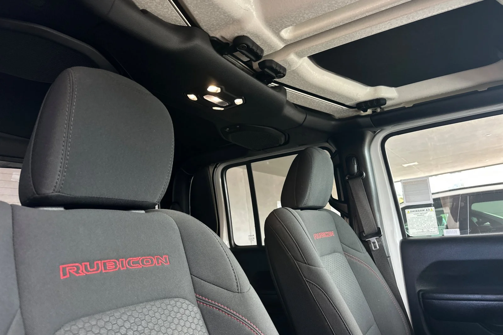 Certified Used 2021 Bright White Clearcoat Jeep Rubicon image 15