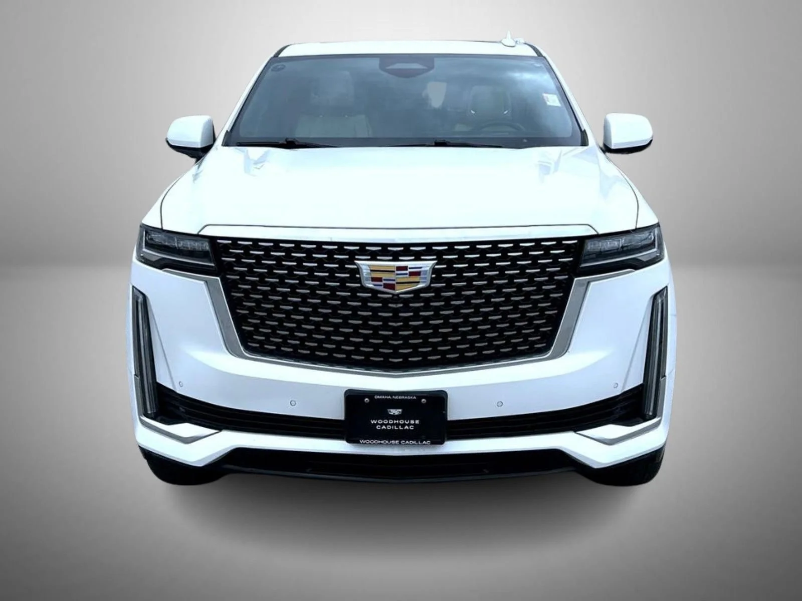 Used 2021 CRYSTAL WHITE TRICOAT Cadillac Premium Luxury image 2