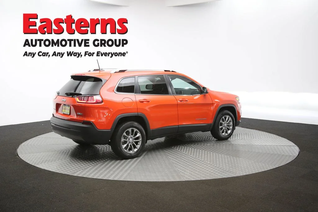 Used 2021 Orange Jeep Latitude Plus image 37