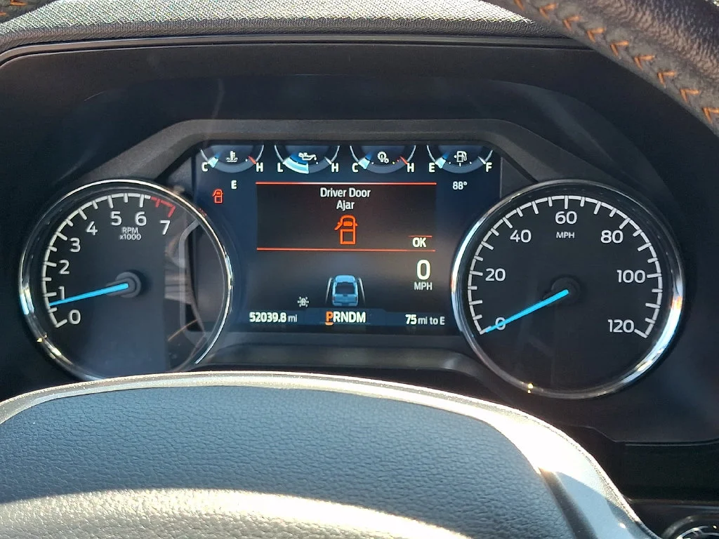 Used 2022 Gray Ford Tremor image 27