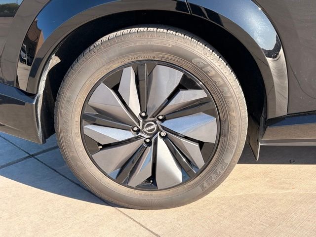 Used 2024 Black Nissan EVOLVE+ image 7