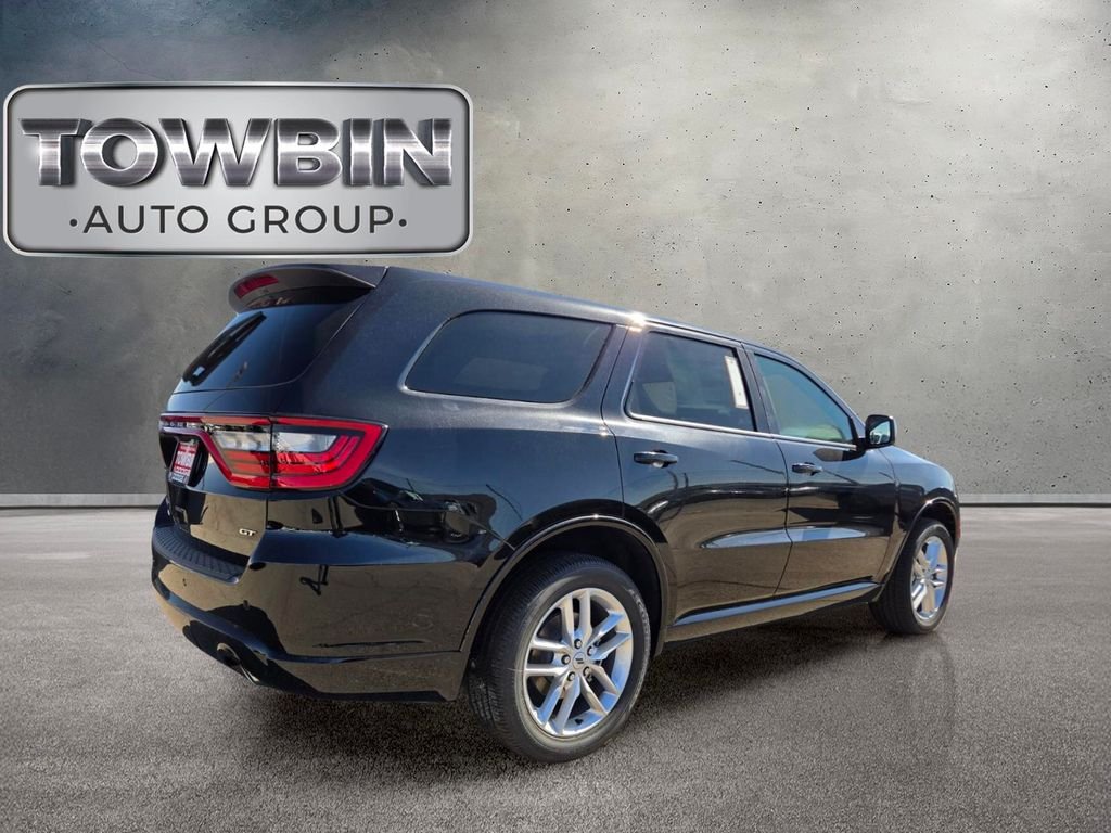 New 2026 Diamond Black Clear-Coat Exterior Paint Dodge GT image 3